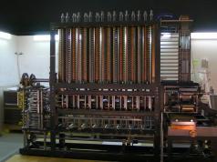 Ποιοι ήταν οι πρώτοι υπολογιστές και από τι κατασκευάστηκαν;