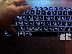Naprawienie problemu z podświetleniem klawiatury, które nie działa na laptopie ASUS