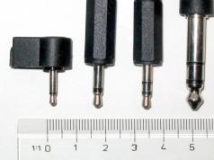 DIY computer headset (headphone) repair Pinout of headphone wires
